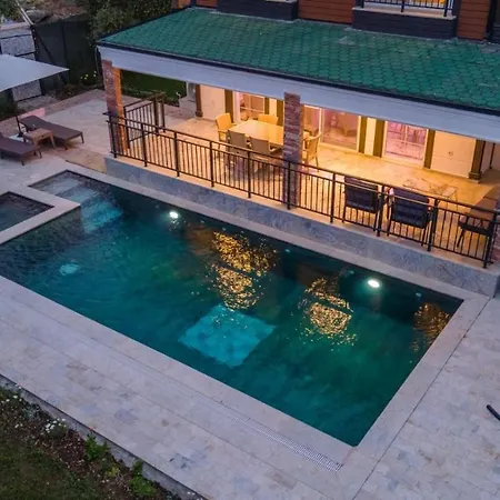 Villa Breathtaking Duplex Close To Inlice With Private Pool And Backyard In Fethiye Gocek (Fethiye)