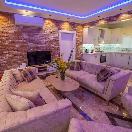Breathtaking Duplex Close To Inlice With Private Pool And Backyard In Fethiye Villa *