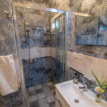 Breathtaking Duplex Close To Inlice With Private Pool And Backyard In Fethiye Villa Gocek (Fethiye)