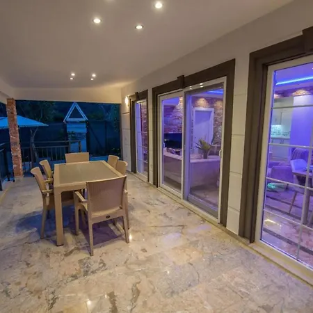 Breathtaking Duplex Close To Inlice With Private Pool And Backyard In Fethiye