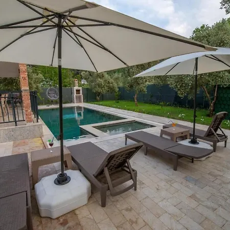 Breathtaking Duplex Close To Inlice With Private Pool And Backyard In Fethiye Gocek (Fethiye)